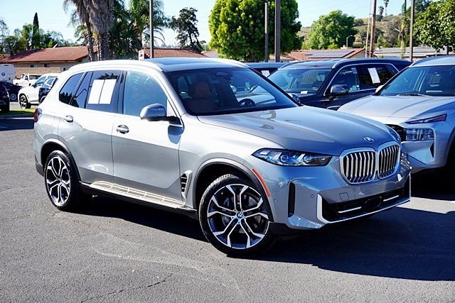 Used 2026 Gray BMW sDrive40i image 2