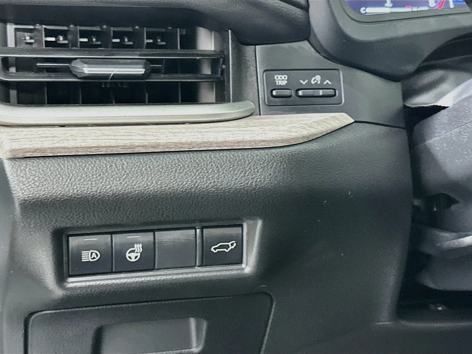 Certified Used 2024 Silver Toyota Platinum image 10