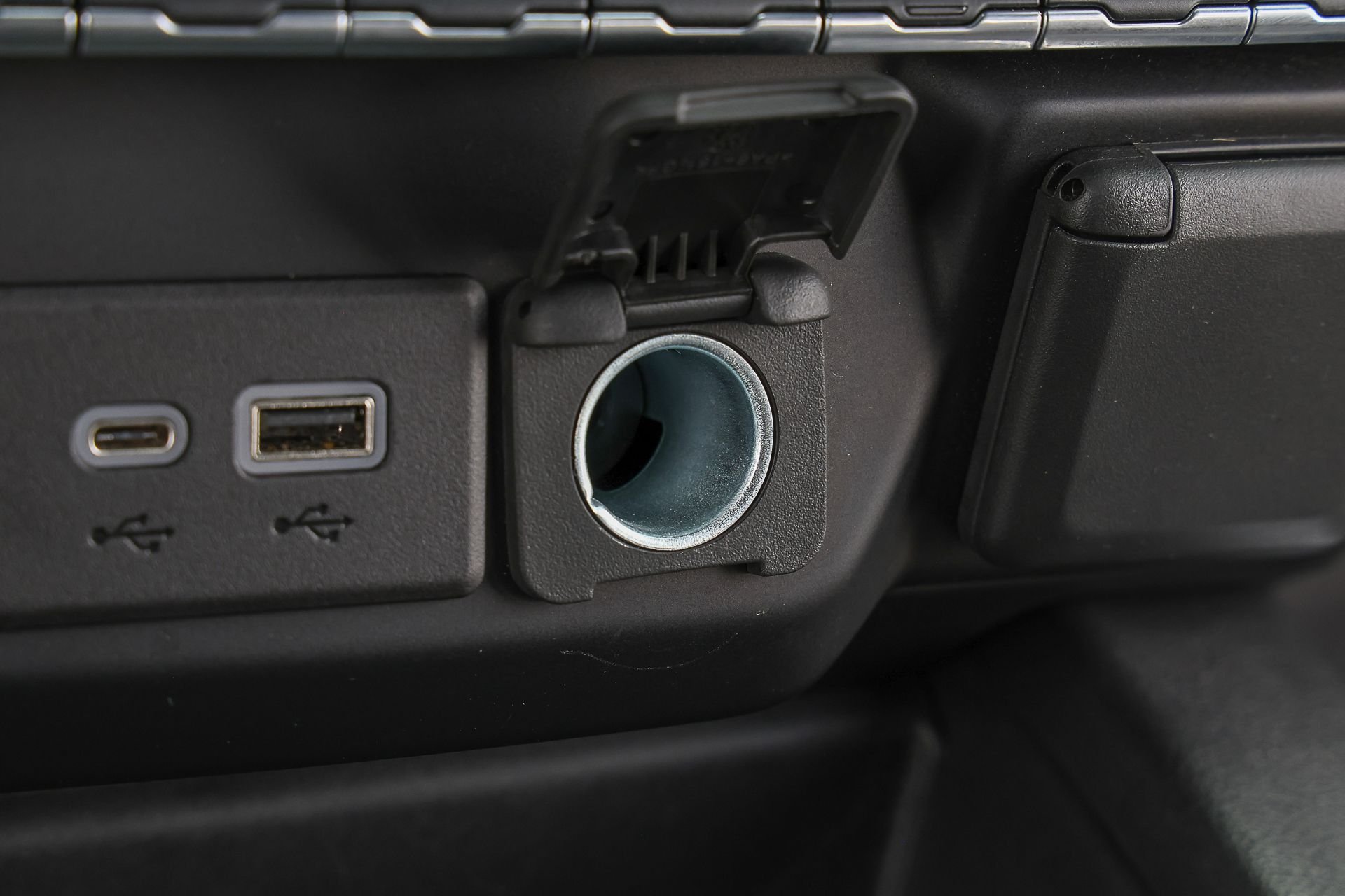Used 2021 Blue Chevrolet RST image 23