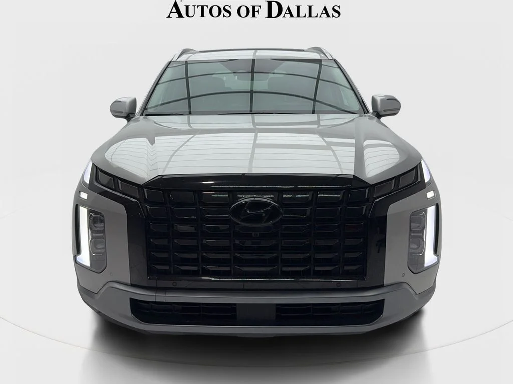 Used 2025 Silver Hyundai Limited image 3