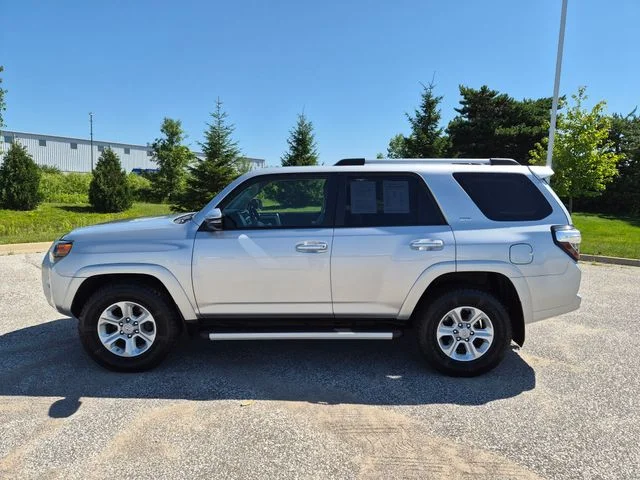 Used 2019 Silver Toyota SR5 Premium image 8