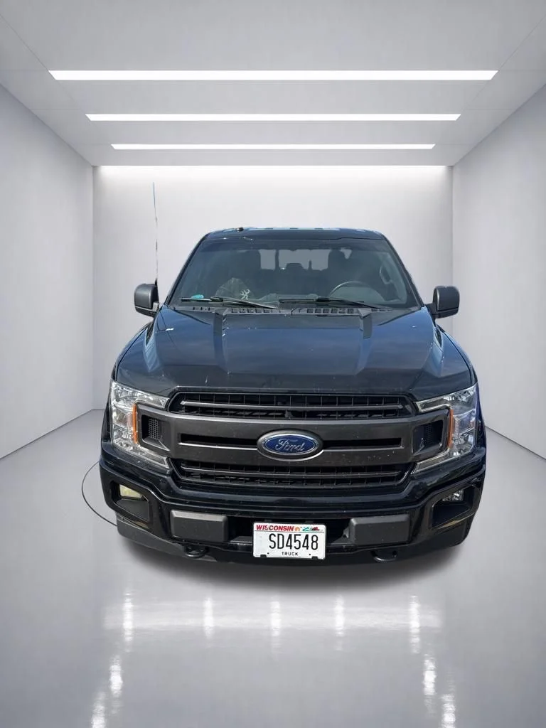 Used 2018 Shadow Black Ford XLT image 13