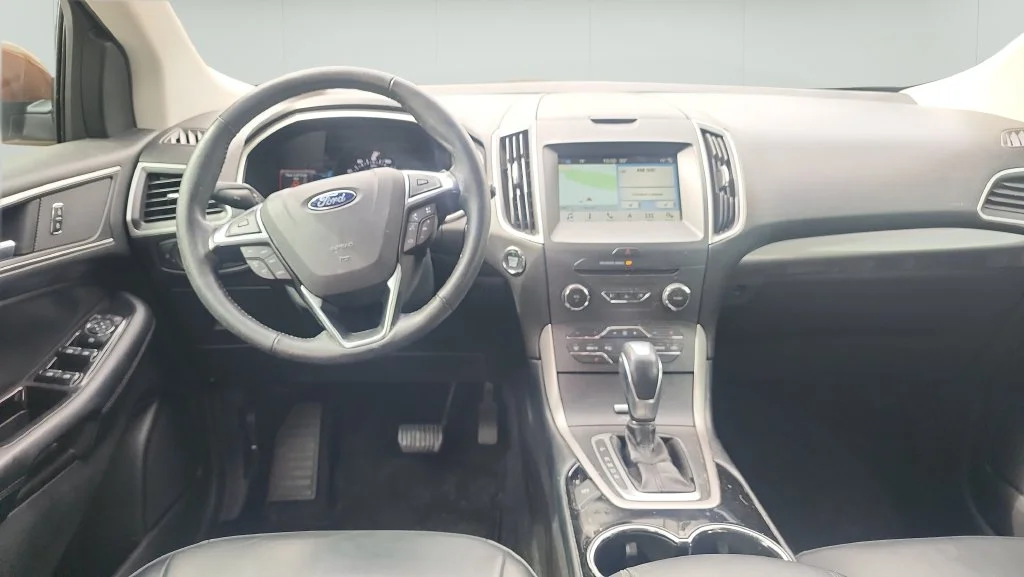 Used 2017 Red Ford SEL image 13