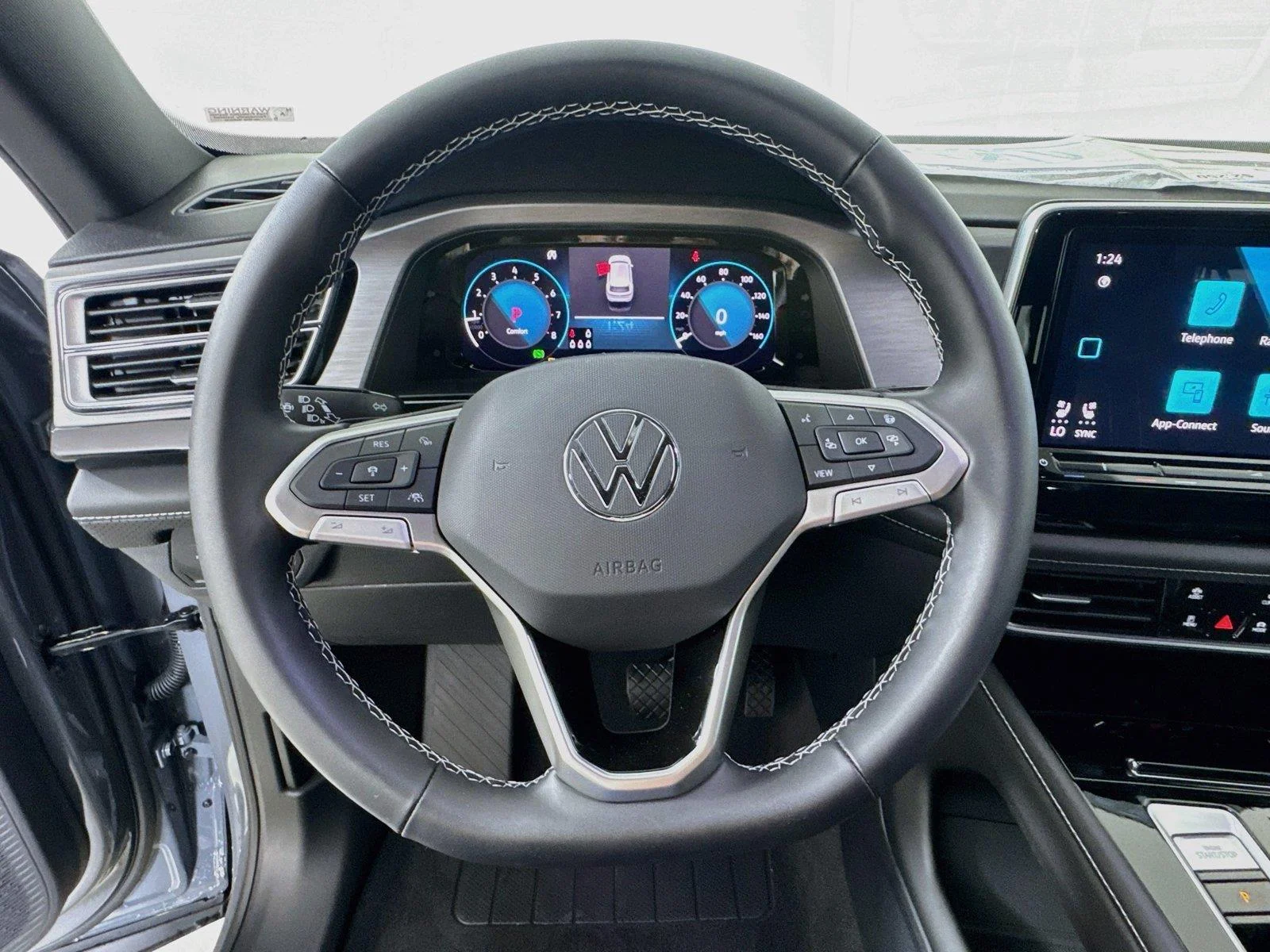 New 2026 Pure Gray Volkswagen 2.0T SE w/Technology image 11