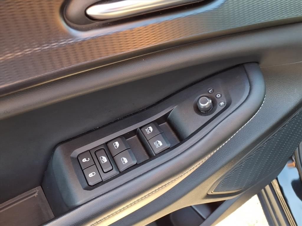 Certified Used 2023 Black Jeep Laredo image 7