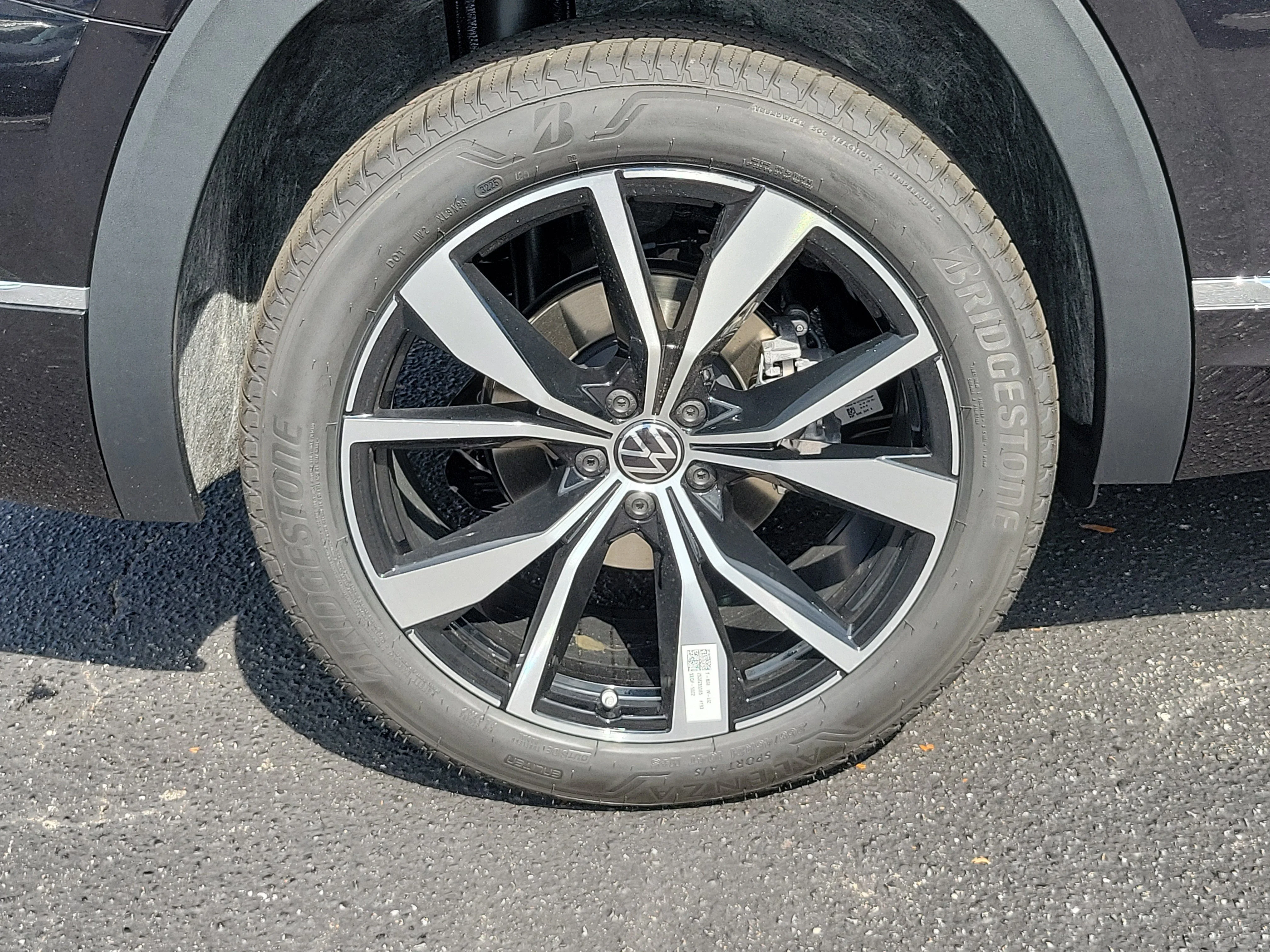 2026 Volkswagen Atlas SEL Premium R-Line - Photo 35