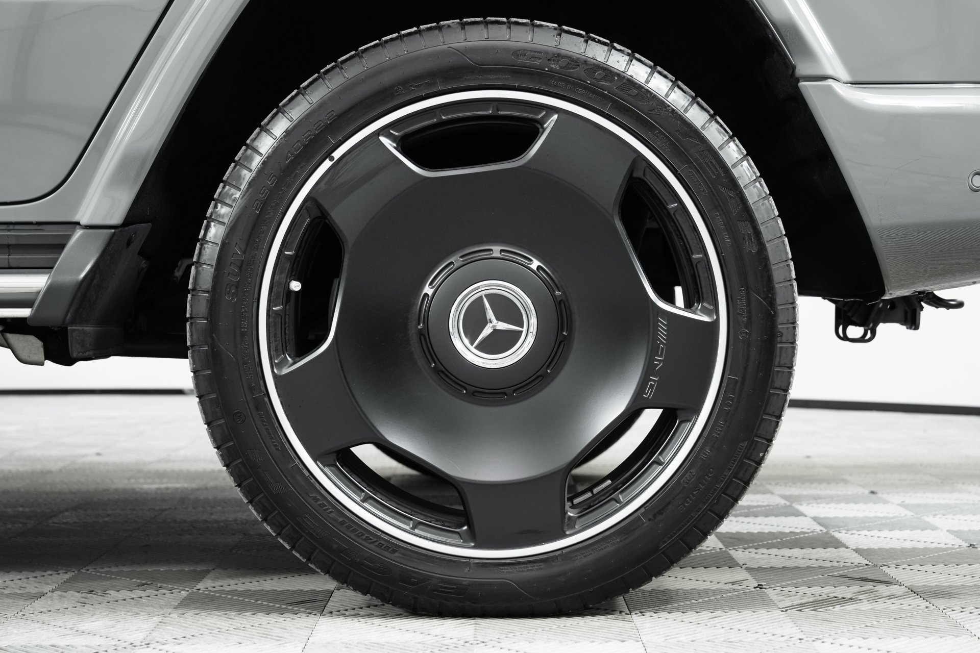 Used 2025  Mercedes-Benz G 63 AMG® image 45