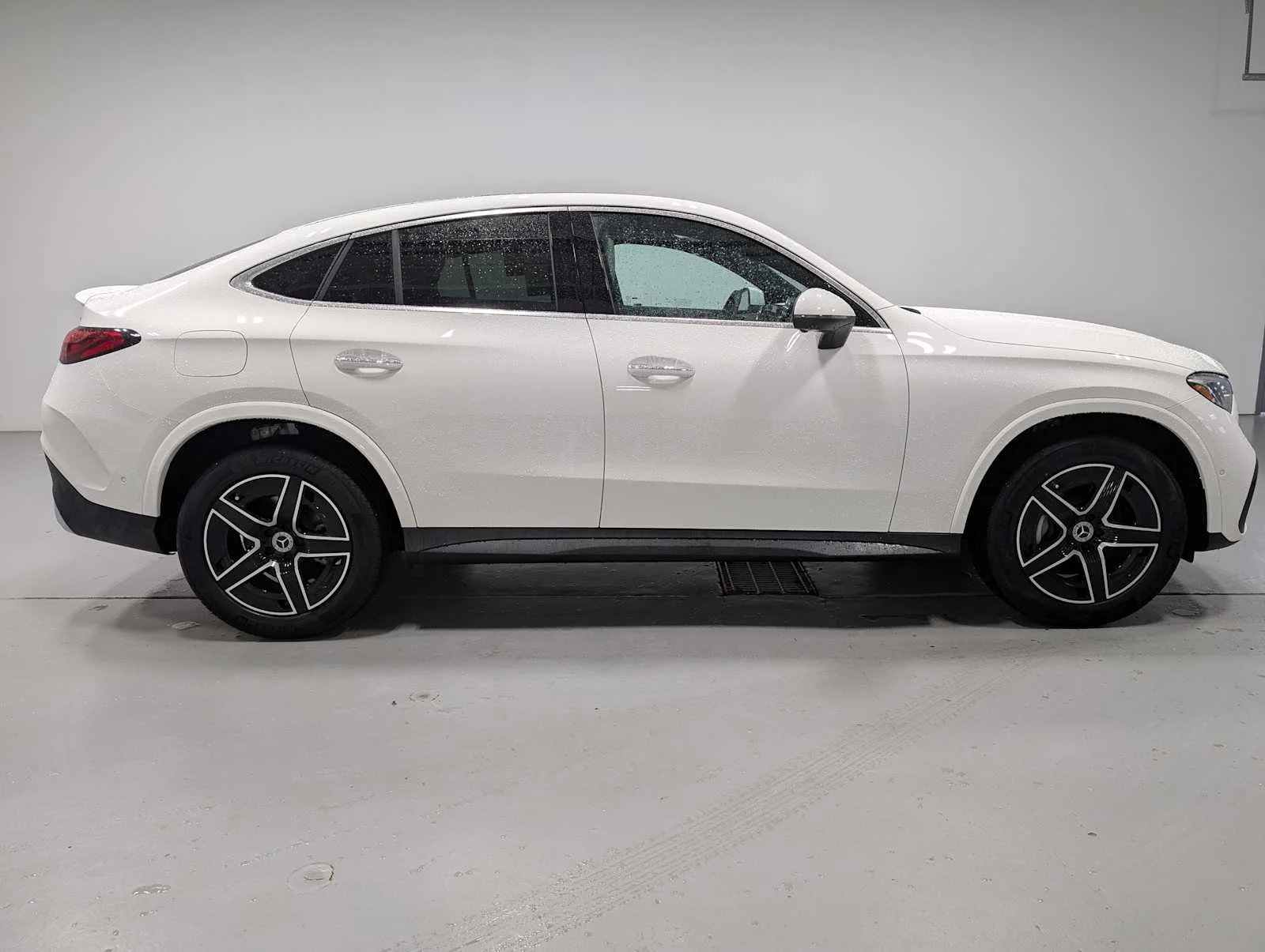 Used 2026 Polar White Mercedes-Benz GLC 300 image 7