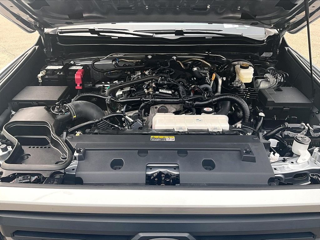 Used 2025 Silver Toyota SR5 image 28