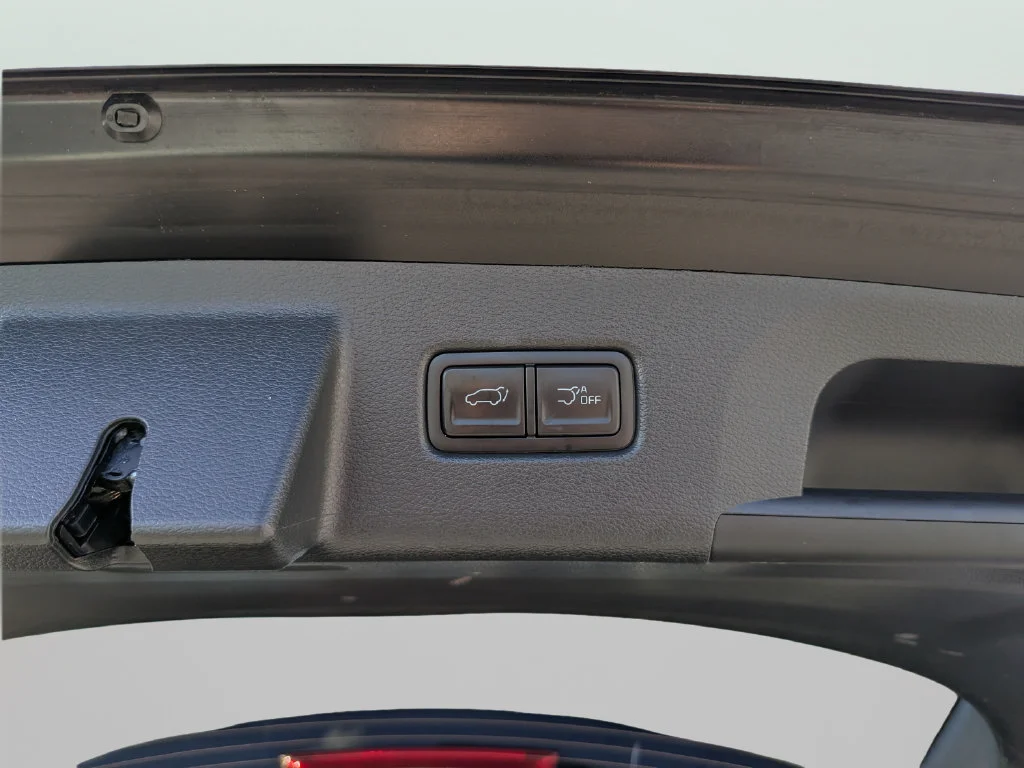 Used 2025 Black Kia S image 10