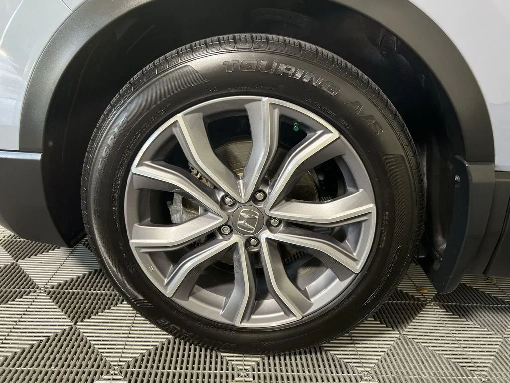 Used 2020  Honda Touring image 18