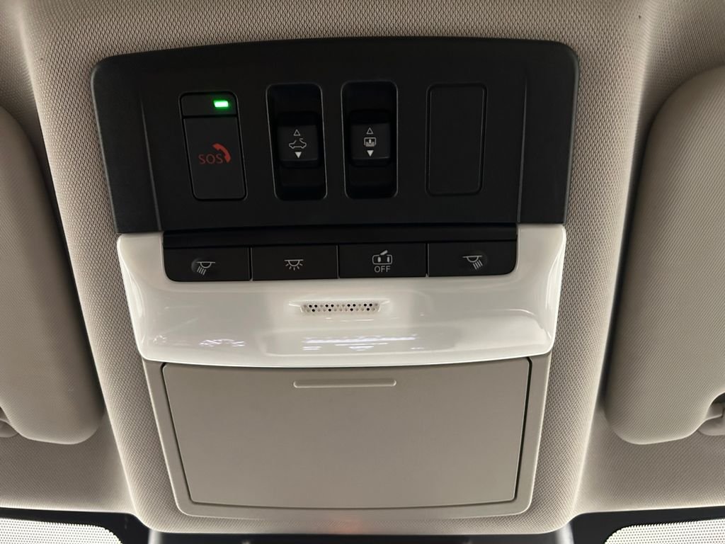 Used 2023 Red Nissan SL image 29