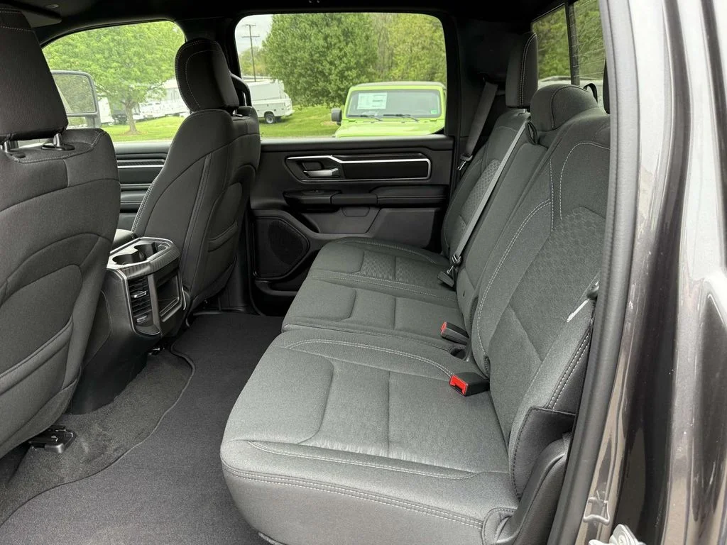 2025 RAM 1500 Big Horn/Lone Star - Photo 14