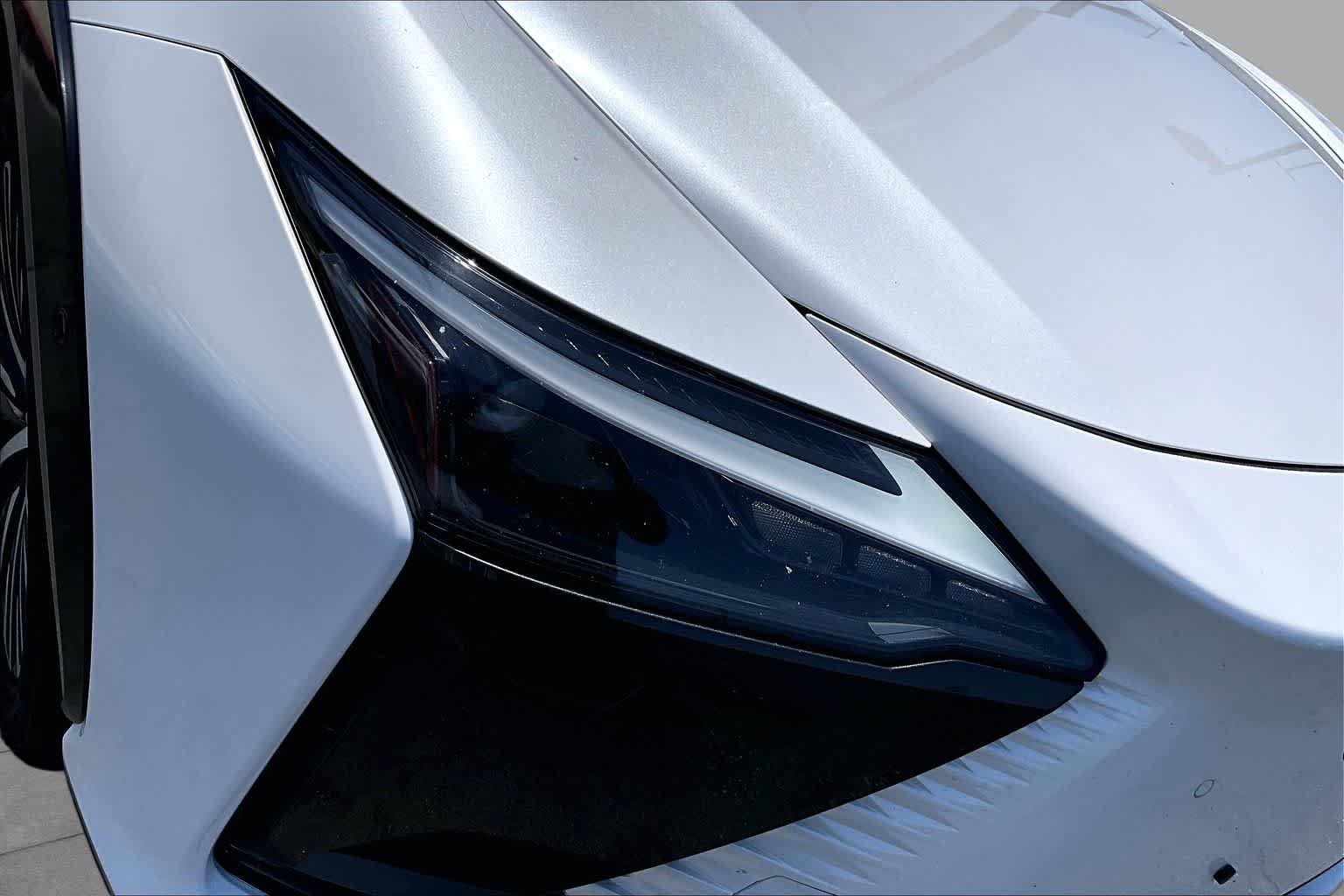 Certified Used 2023 Eminent White Pearl Lexus Luxury image 28