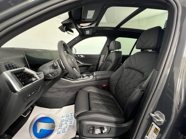 New 2026 Dravit Grey Metallic BMW sDrive40i image 11