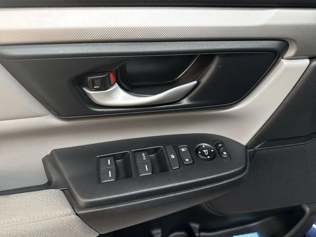 Used 2020 Obsidian Blue Pearl Honda LX image 14