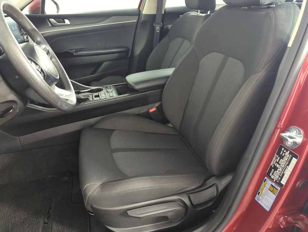 Used 2023 Red Kia LXS image 12