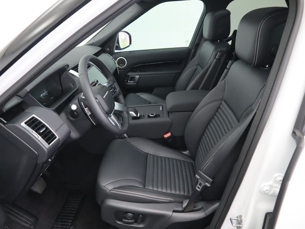 Used 2025 Fuji White Land Rover S image 21