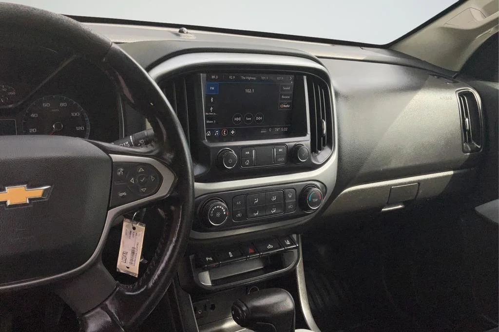 2020 Chevrolet Colorado LT - Photo 16