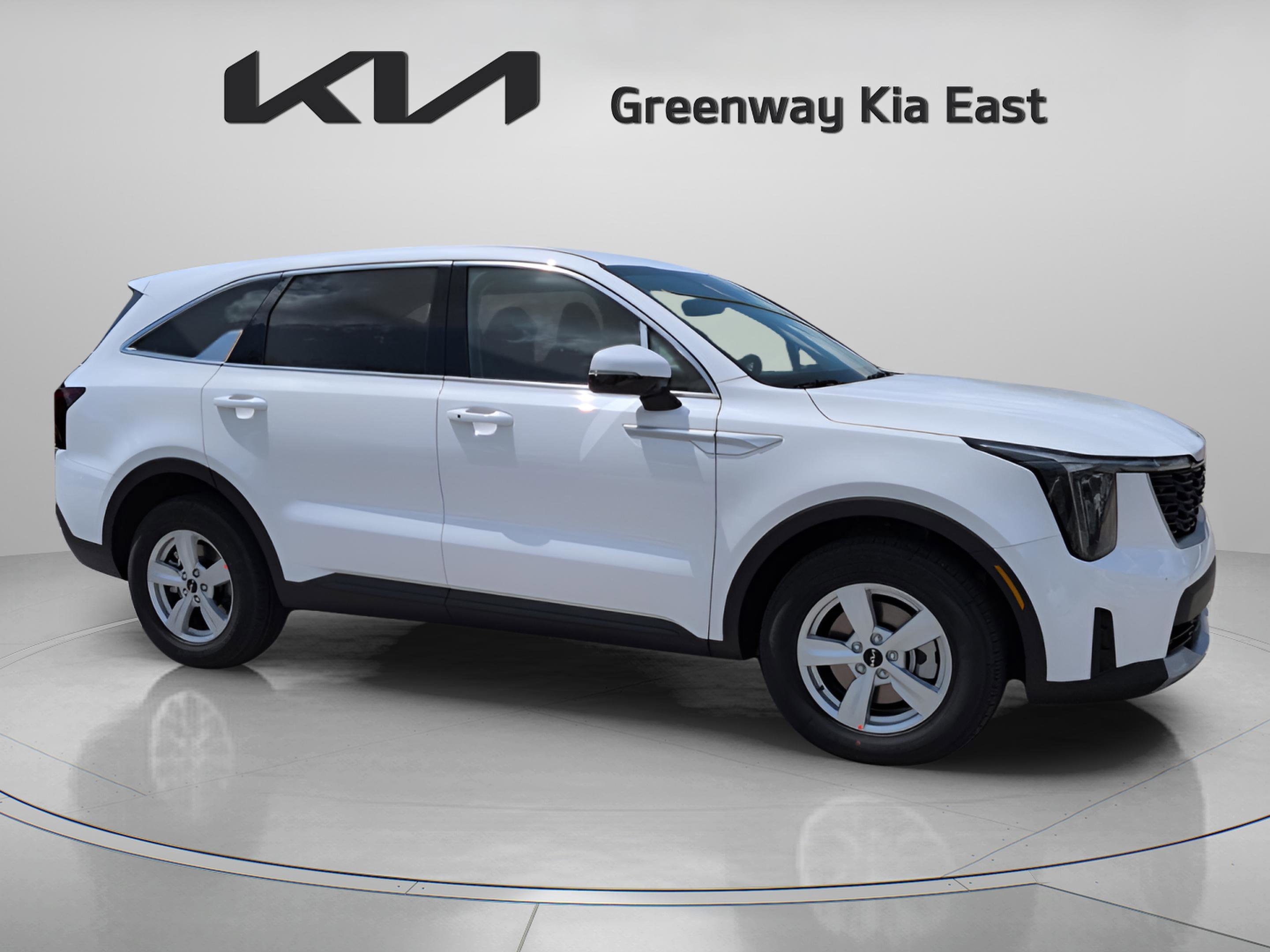 New 2026 Glacial White Pearl Kia LX image 3