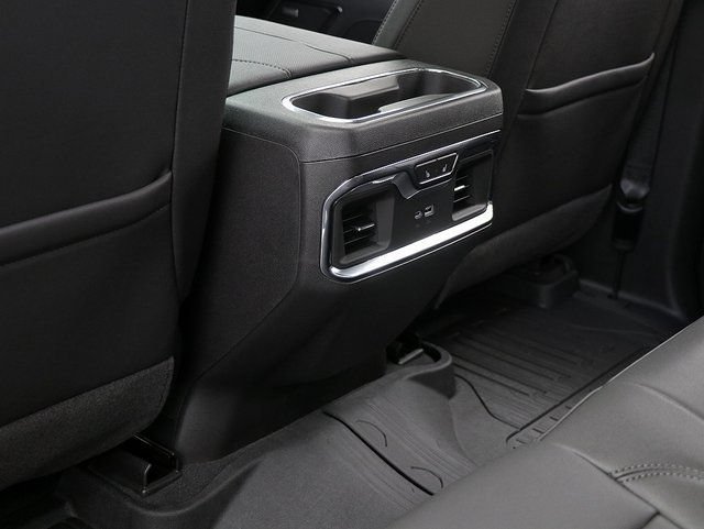2026 GMC Sierra 1500 SLT - Photo 17