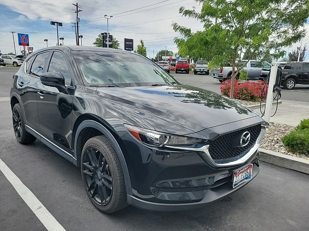 2018 Mazda CX-5 Sport auto's photo