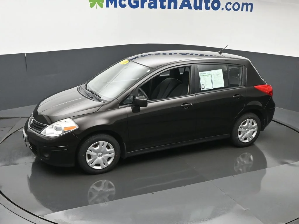 Used 2010 Black Nissan 1.8 S image 21