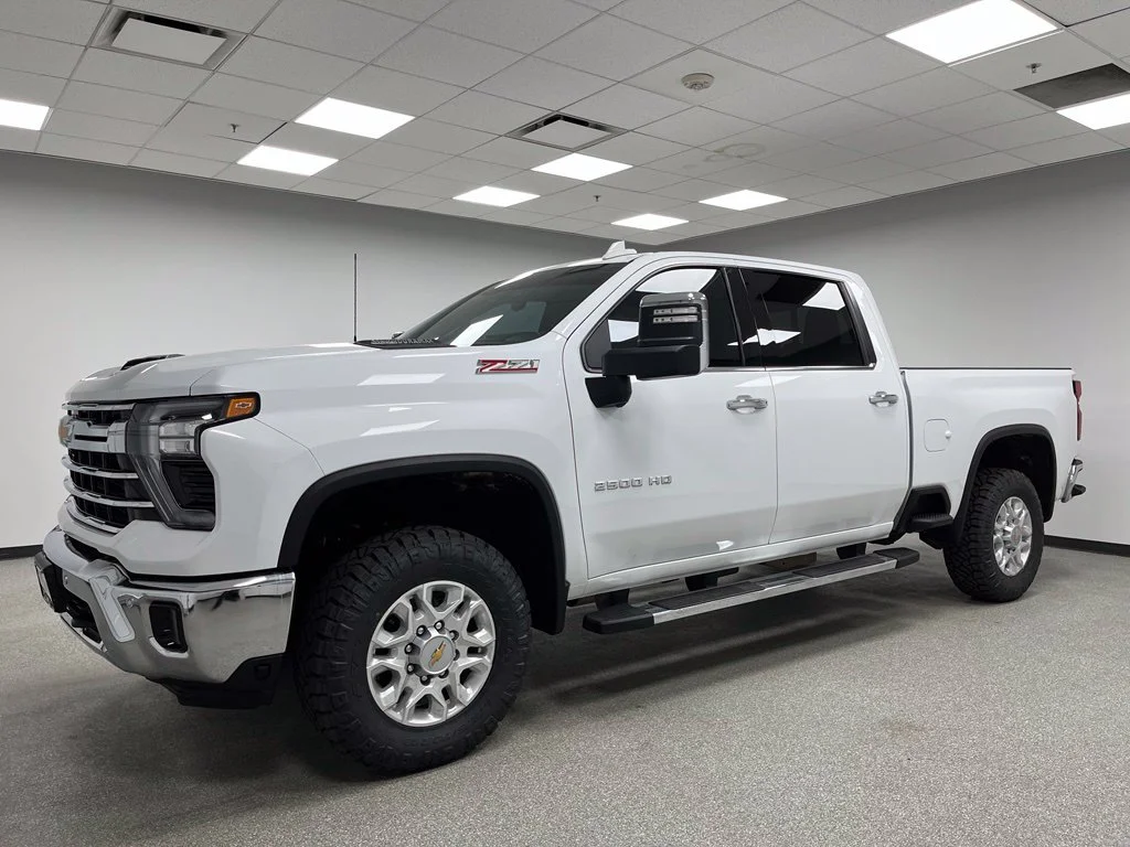 Used 2026 White Chevrolet LTZ image 5