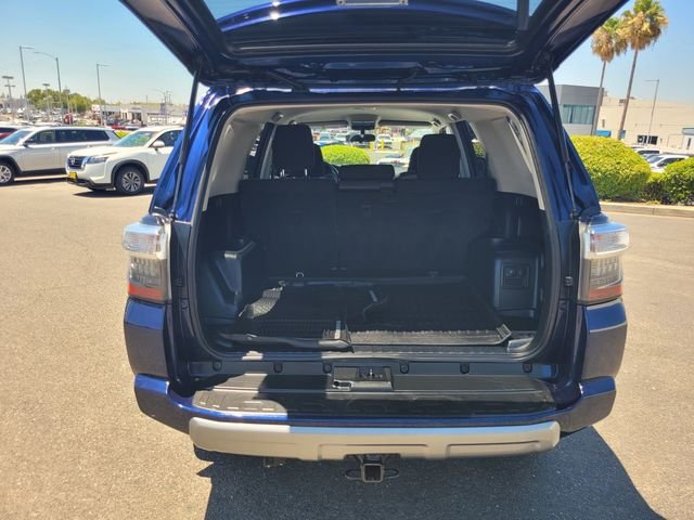 Used 2016 Blue Toyota Trail image 11