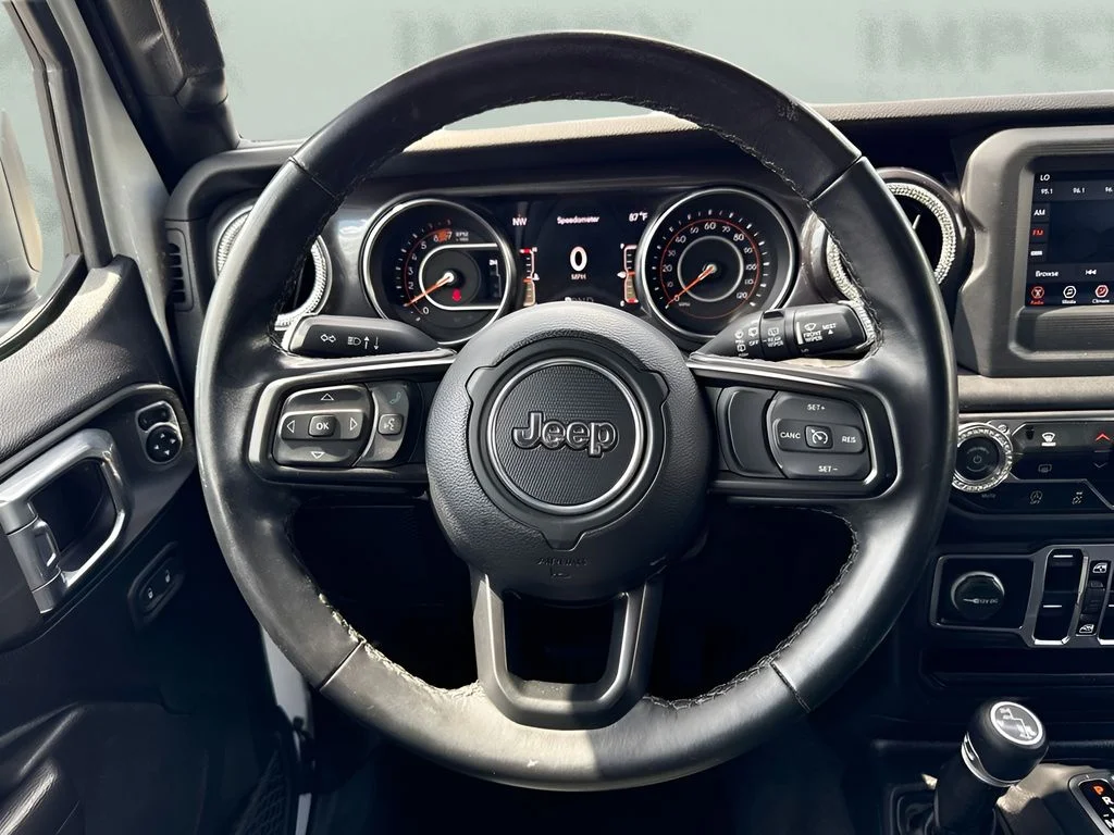 Used 2021 White Jeep Unlimited Sport Altitude image 12