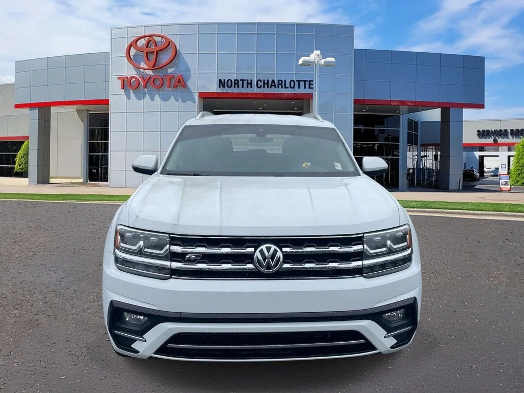 Used 2018 Volkswagen Atlas SE w/Tech with VIN 1V2FR2CA3JC522572 for sale in Huntersville, NC