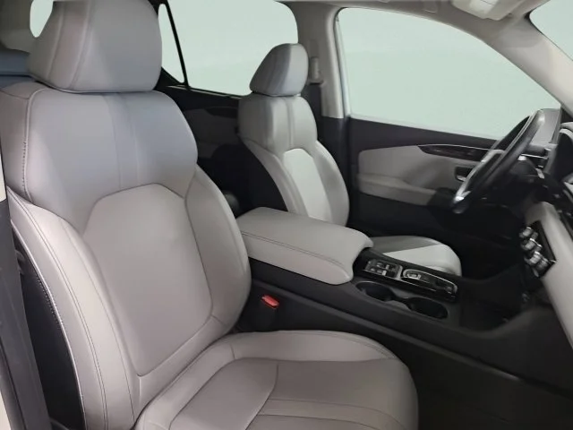 Used 2023 Platinum White Pearl Honda EX-L 8 Passenger image 13