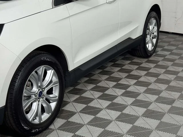 Used 2022 White Ford Titanium image 13