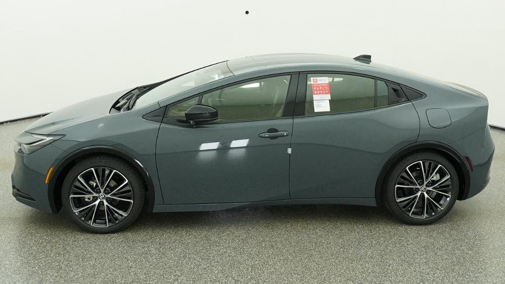 New 2026 Guardian Gray Toyota XLE image 20