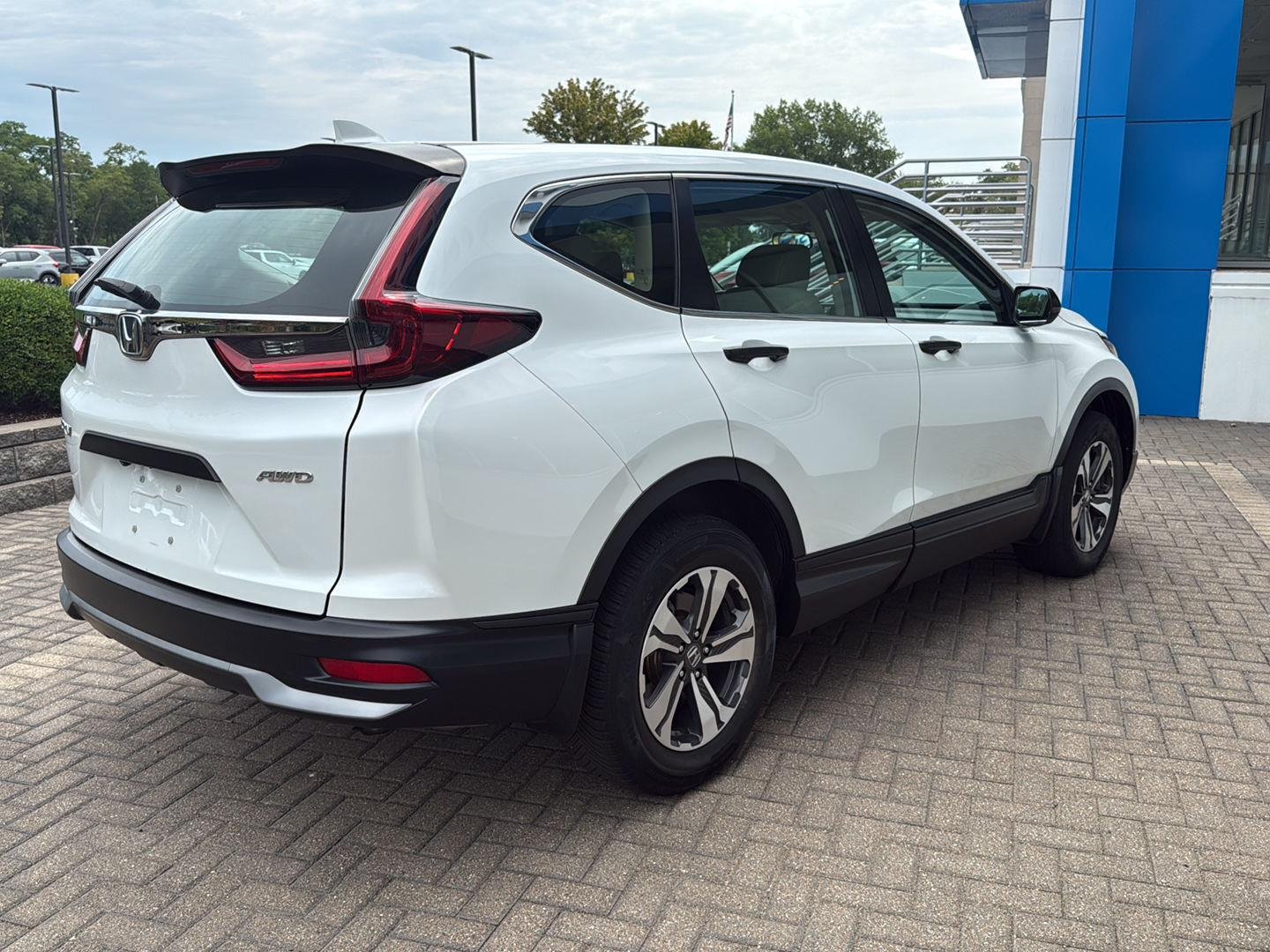Used 2020 Platinum White Pearl Honda LX image 5