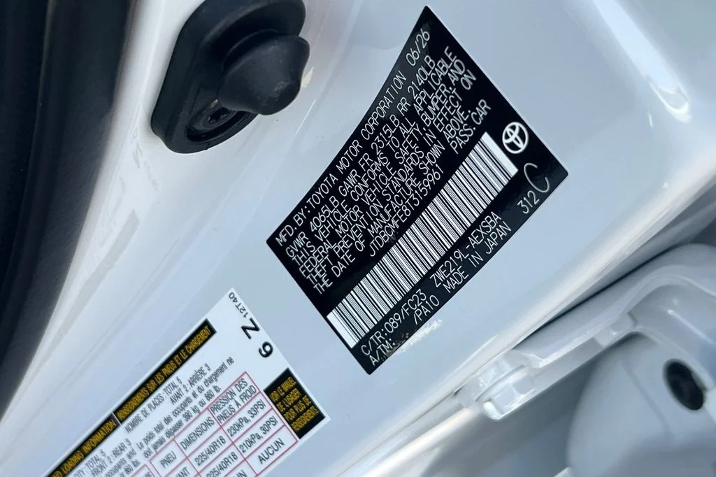 New 2026 Wind Chill Pearl Toyota Hybrid SE image 26
