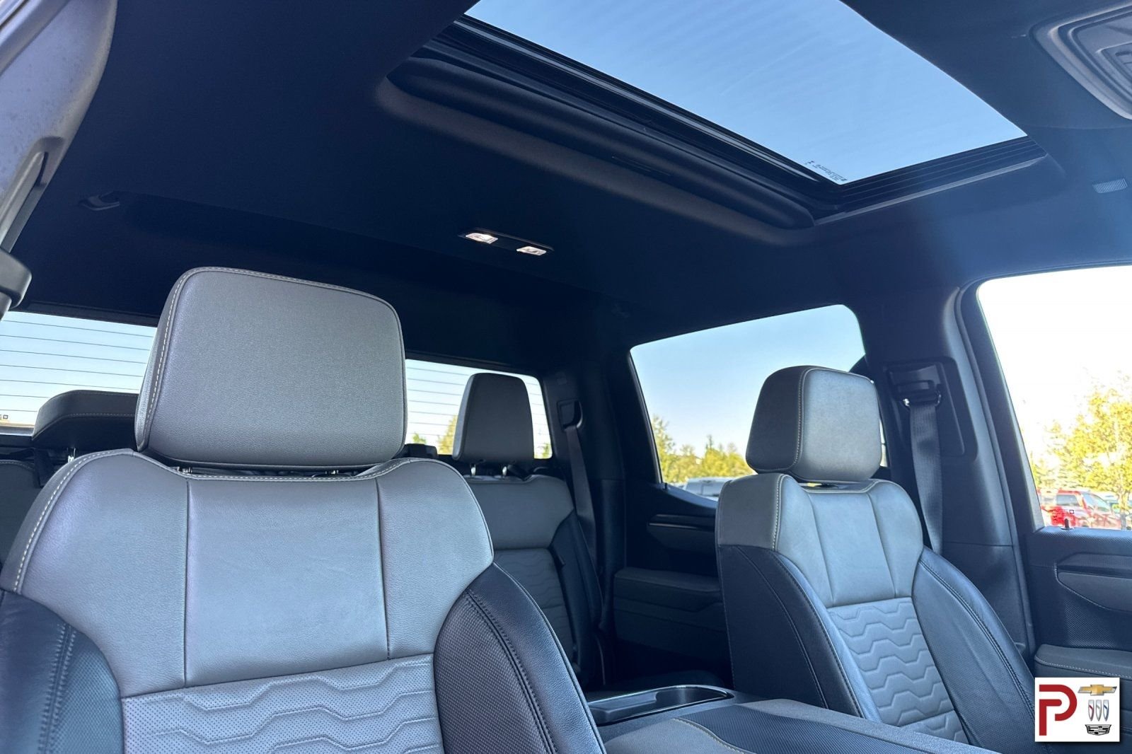 Used 2025 Black Chevrolet ZR2 image 19