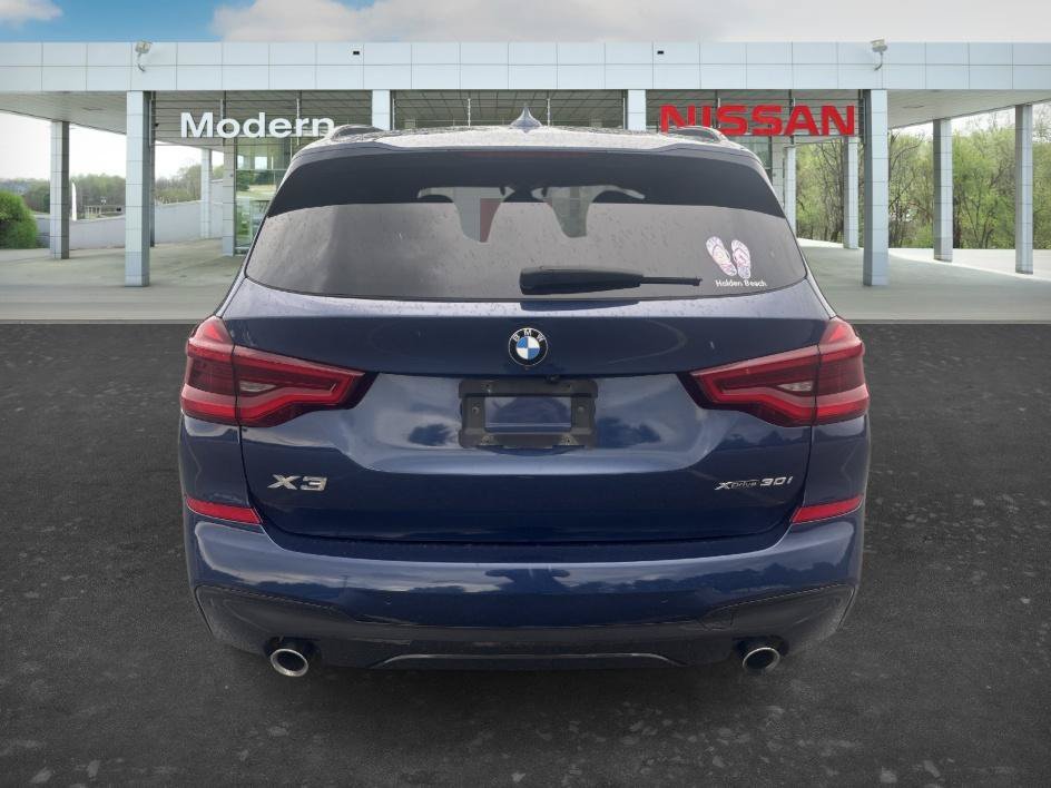 Used 2021 Phytonic Blue Metallic BMW xDrive30i image 4