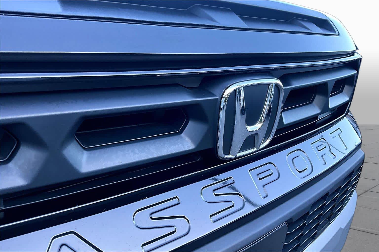Used 2026 Crystal Black Pearl Honda RTL image 28