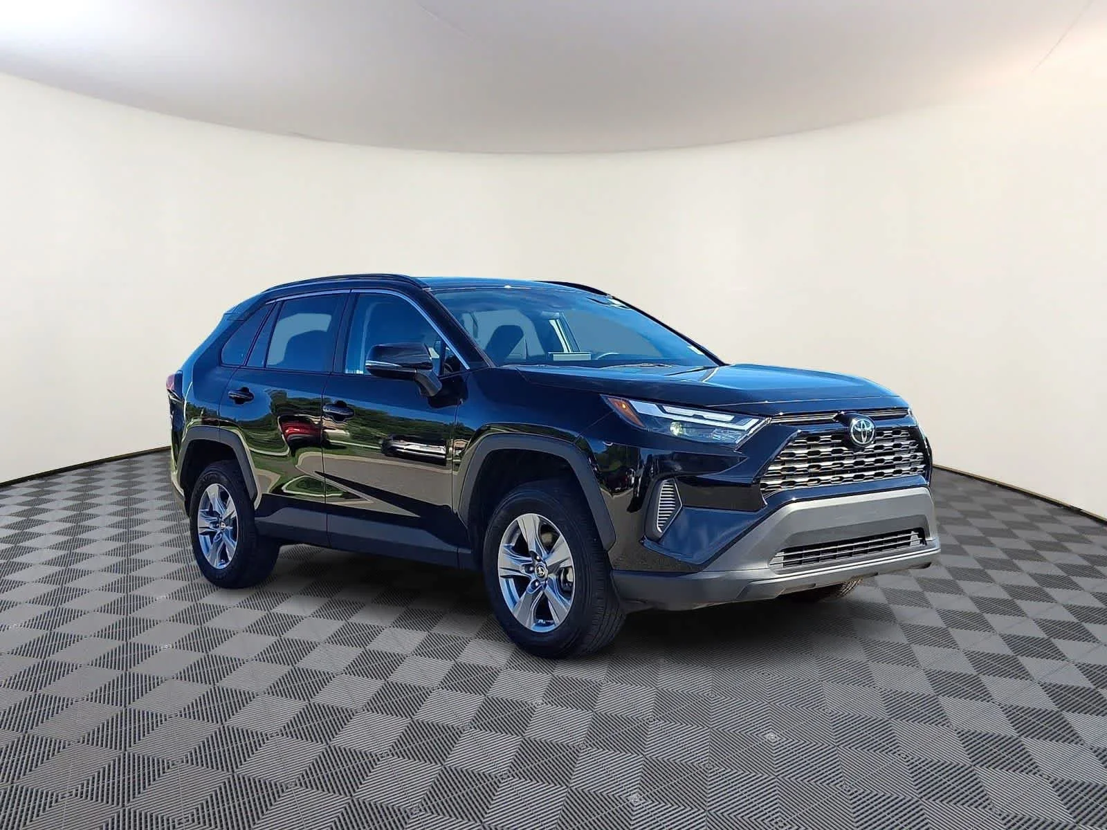Certified Used 2025 Midnight Black Metallic Toyota XLE image 4