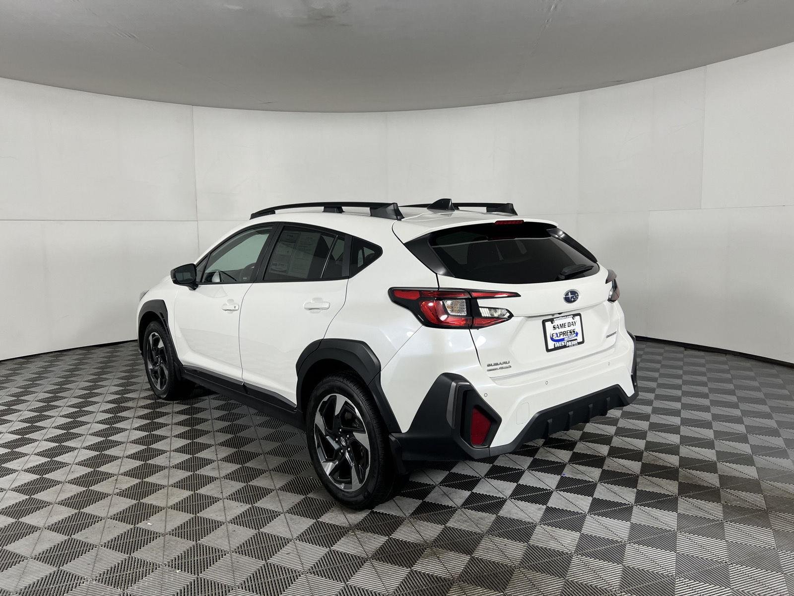 Used 2024 Crystal White Pearl Subaru Limited image 22