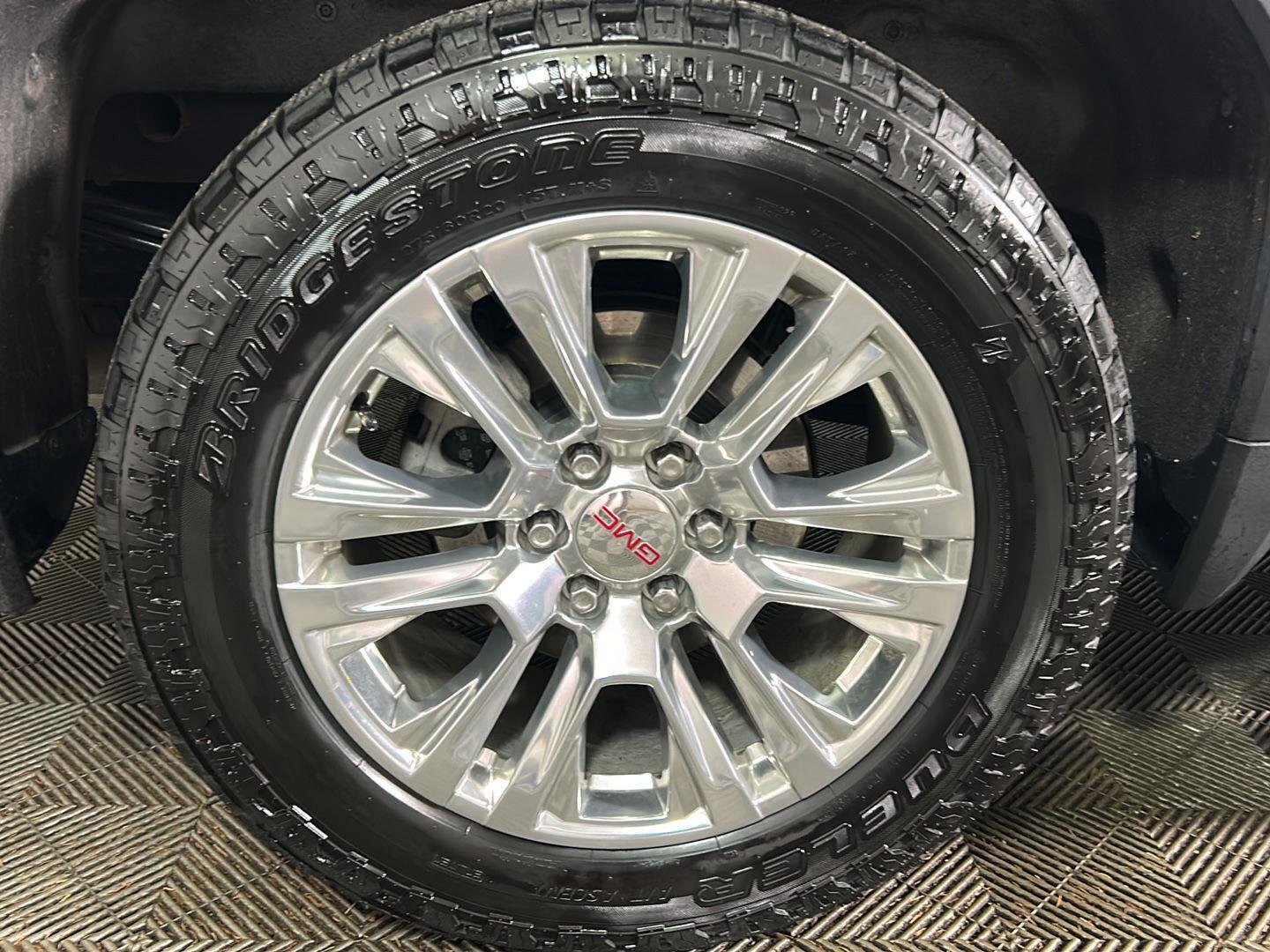 Used 2023 White Frost Tricoat GMC Denali image 2