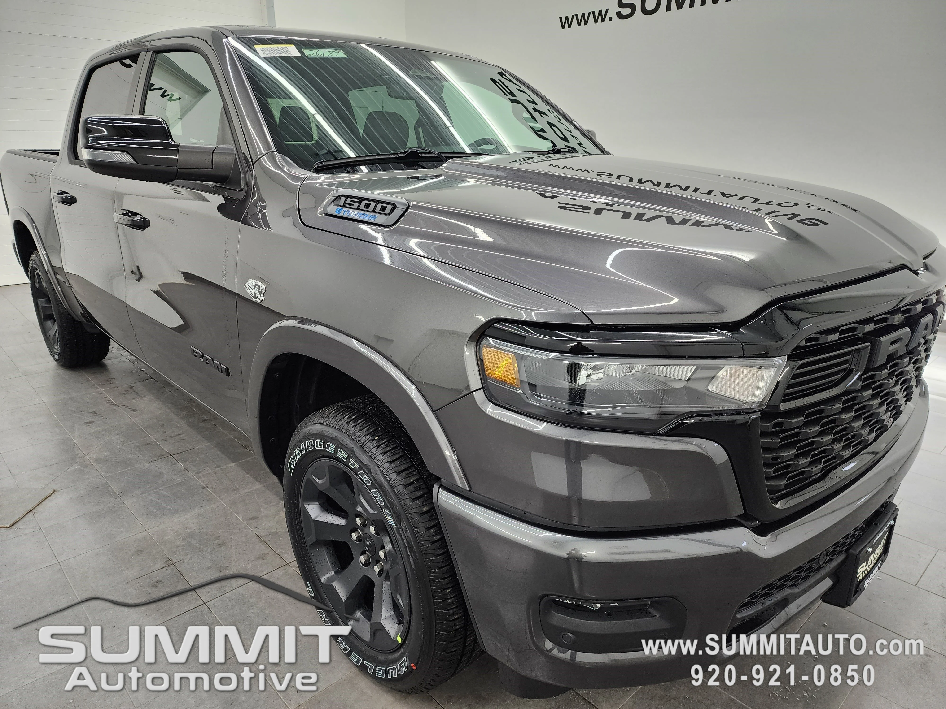 New 2026 Granite Crystal Metallic Clear-Coat Exterior Paint RAM Big Horn/Lone Star image 2