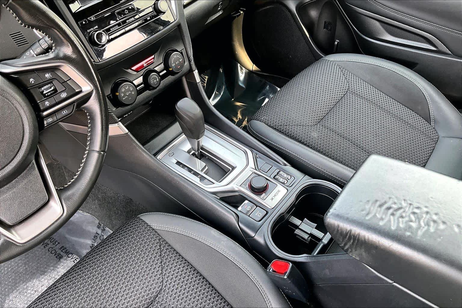 Used 2023 Crystal Black Silica Subaru Premium image 17