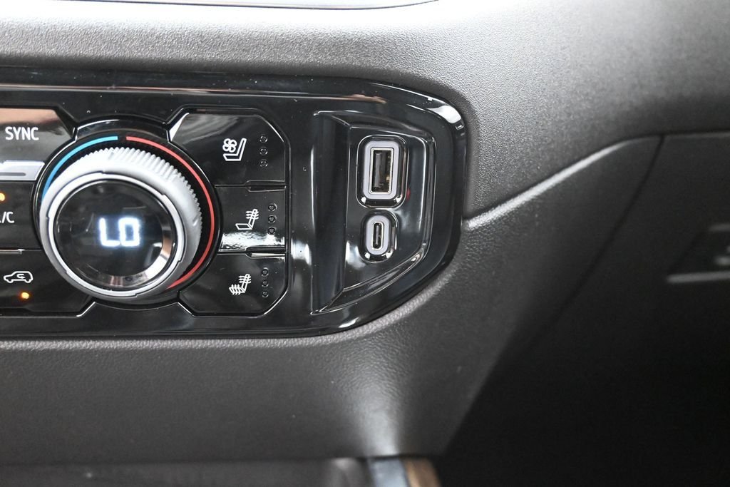 Used 2025 Gray Chevrolet High Country image 25