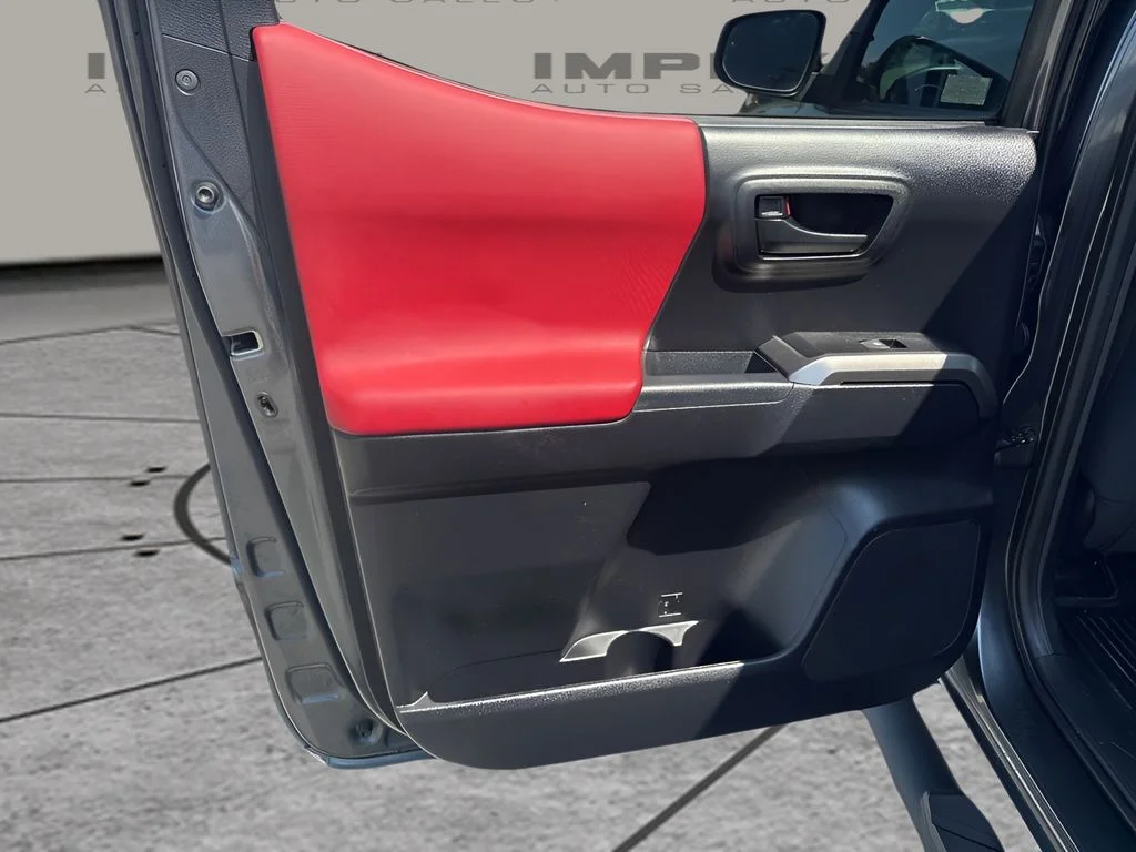 Used 2020 Gray Toyota SR5 image 23