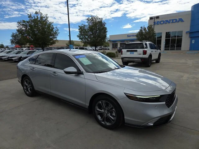 Certified Used 2025 Solar Silver Metallic Honda HYBRID EX-L image 43