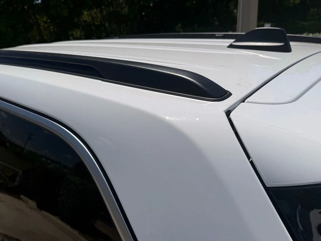 New 2026 Bright White Clear-Coat Exterior Paint Jeep Limited image 38