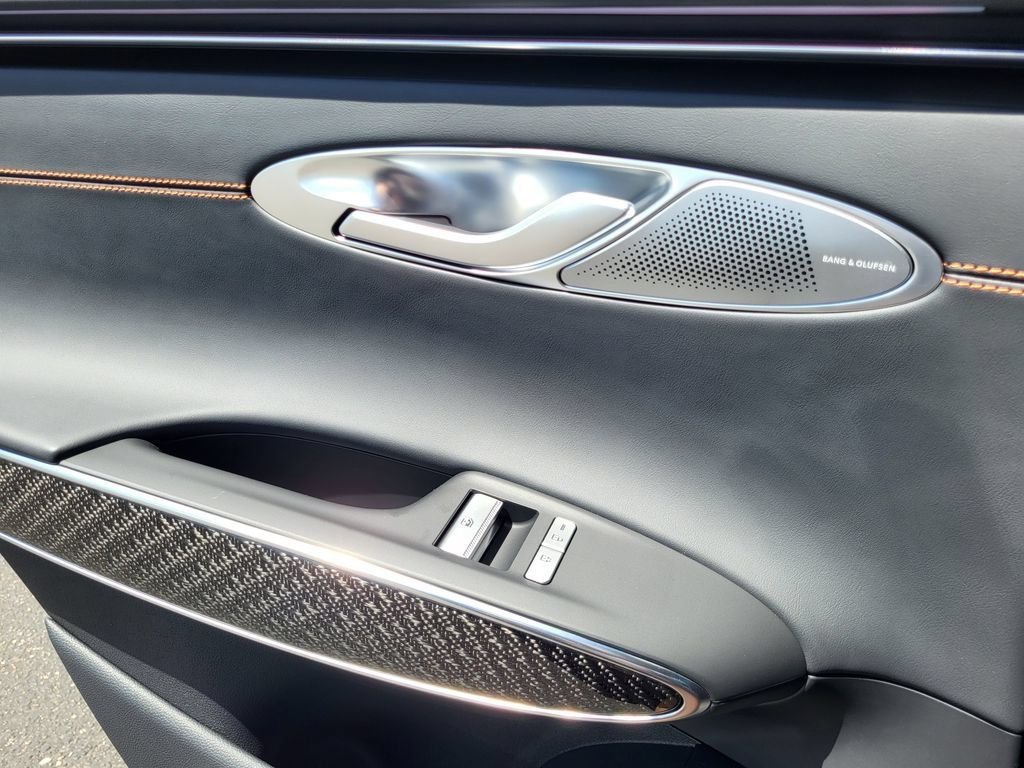 New 2026 Black Genesis 3.5T SPORT PRESTIGE image 12