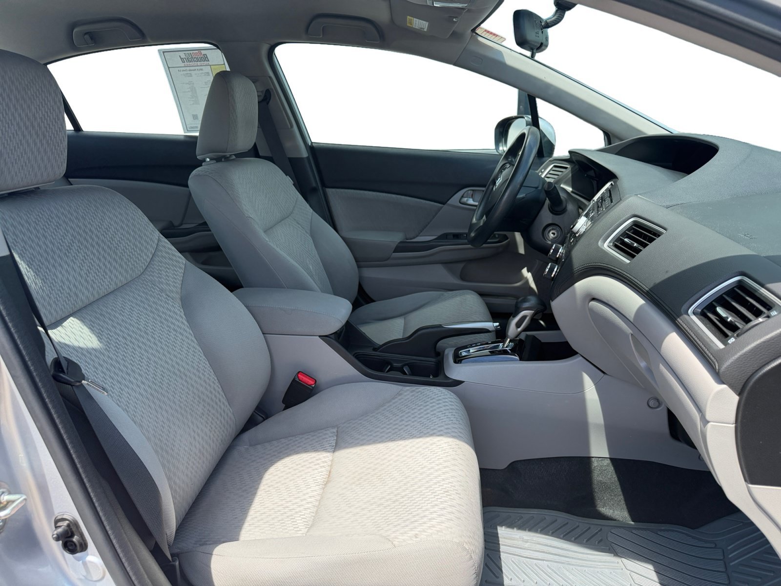 Used 2015 Silver Honda LX image 26